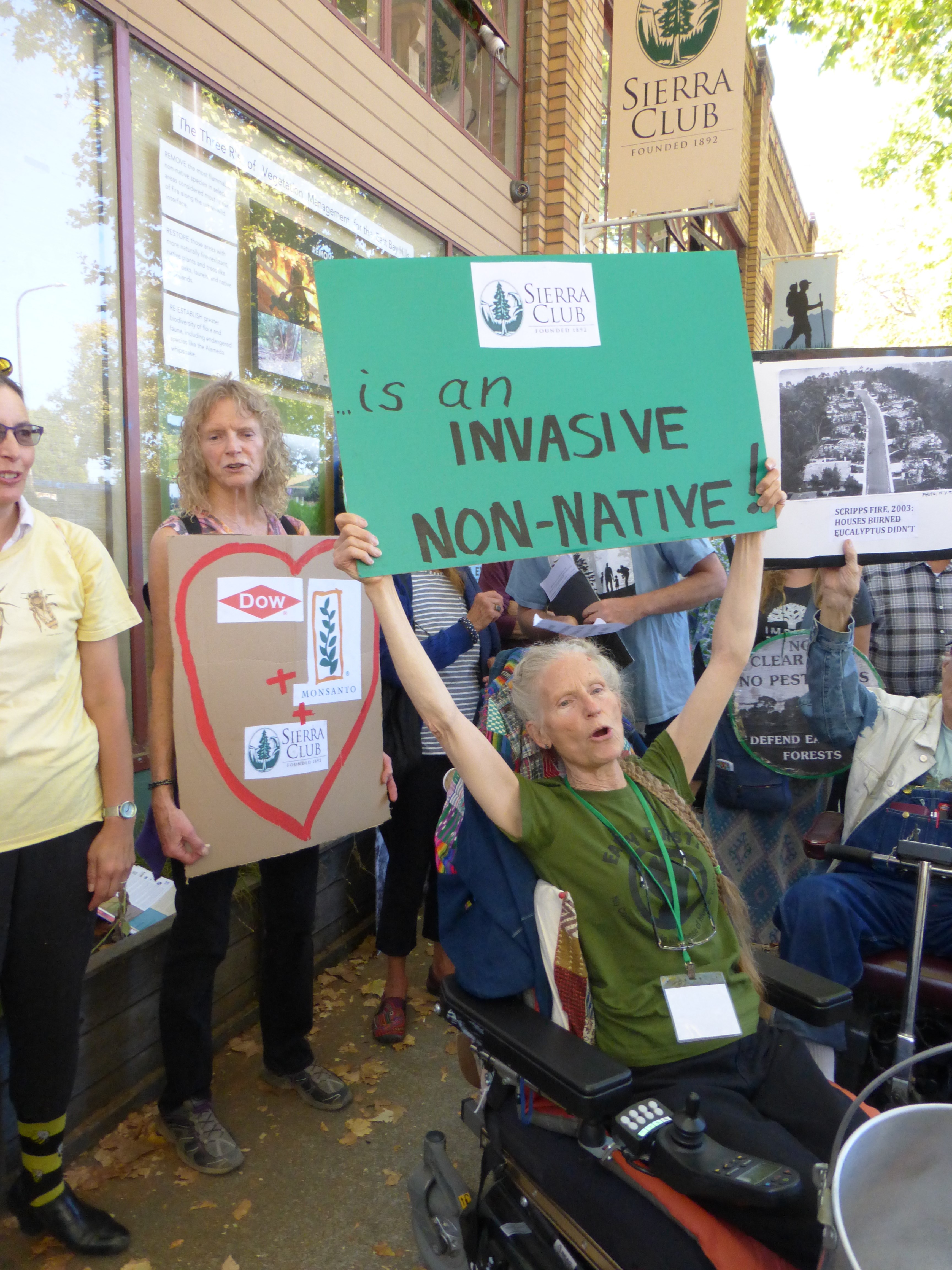 Sierra Club protest, August 25, 2015. About 80 people attended the peaceful protest.