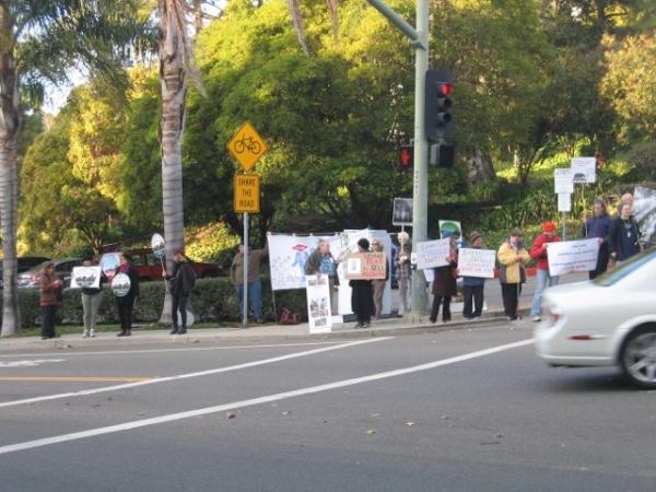 Demonstration at meeting of Claremont Canyon Conservancy, November 15, 2015